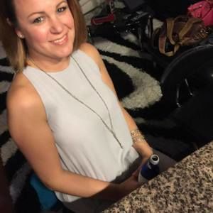 Meet your Posher, Renee